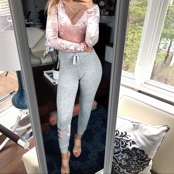 Hippie Rose Pants - Light Grey Sweatpants with Pink Trim! 🎀